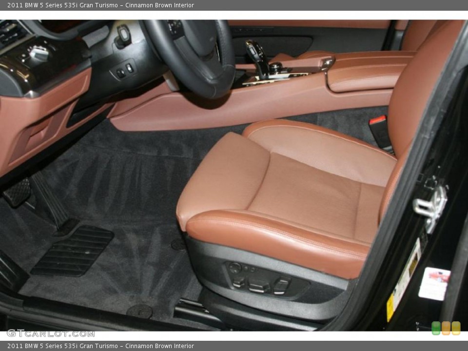 Cinnamon Brown Interior Photo for the 2011 BMW 5 Series 535i Gran Turismo #47943126