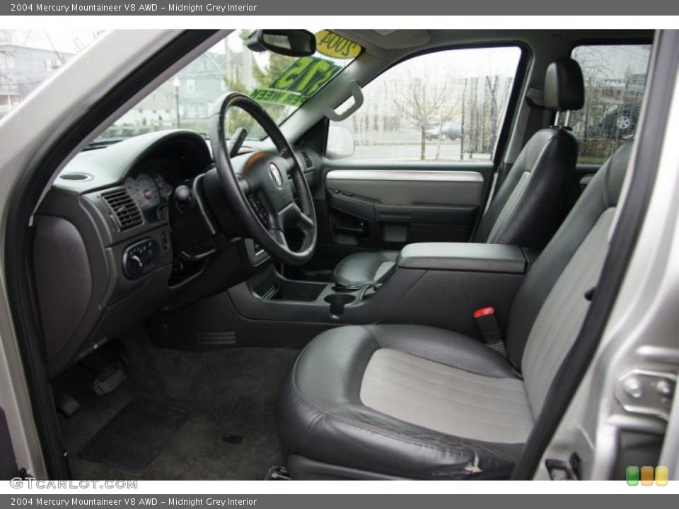Midnight Grey Interior Photo for the 2004 Mercury Mountaineer V8 AWD #47943507