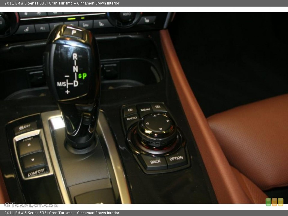 Cinnamon Brown Interior Controls for the 2011 BMW 5 Series 535i Gran Turismo #47943576