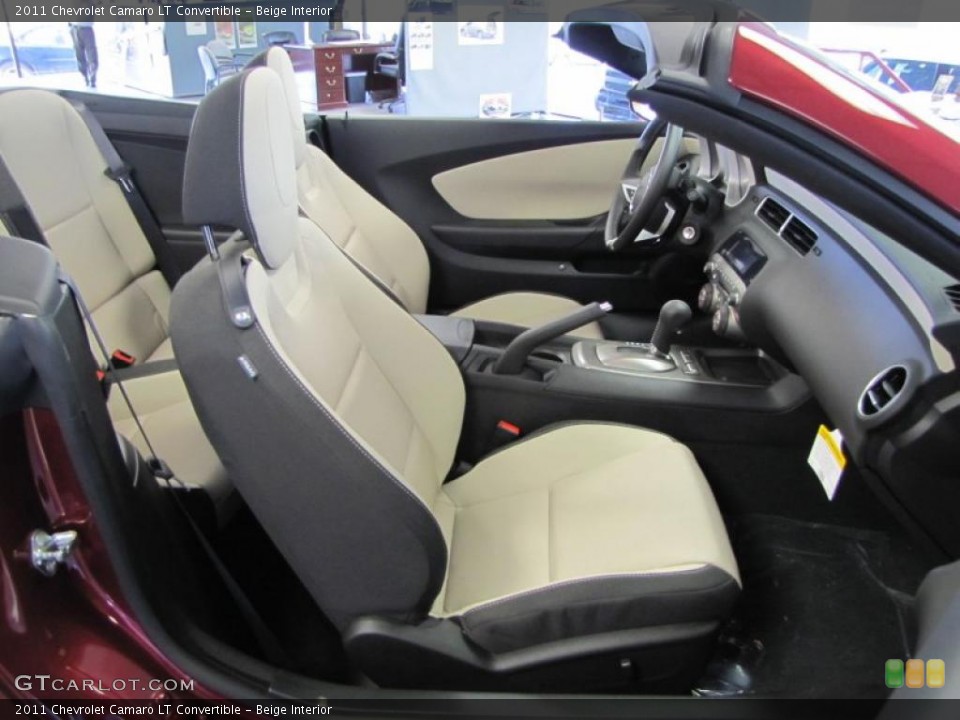 Beige Interior Photo for the 2011 Chevrolet Camaro LT Convertible #47945274