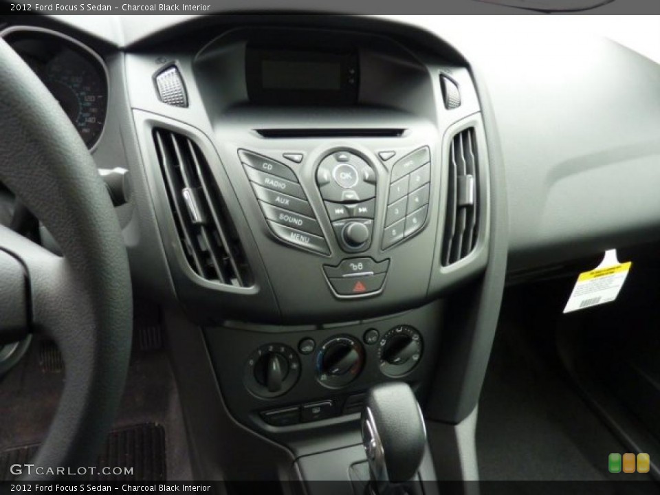 Charcoal Black Interior Controls for the 2012 Ford Focus S Sedan #47948826