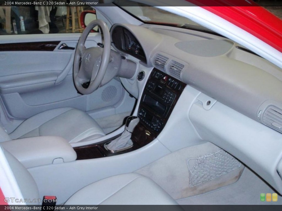 Ash Grey Interior Photo for the 2004 Mercedes-Benz C 320 Sedan #47949447