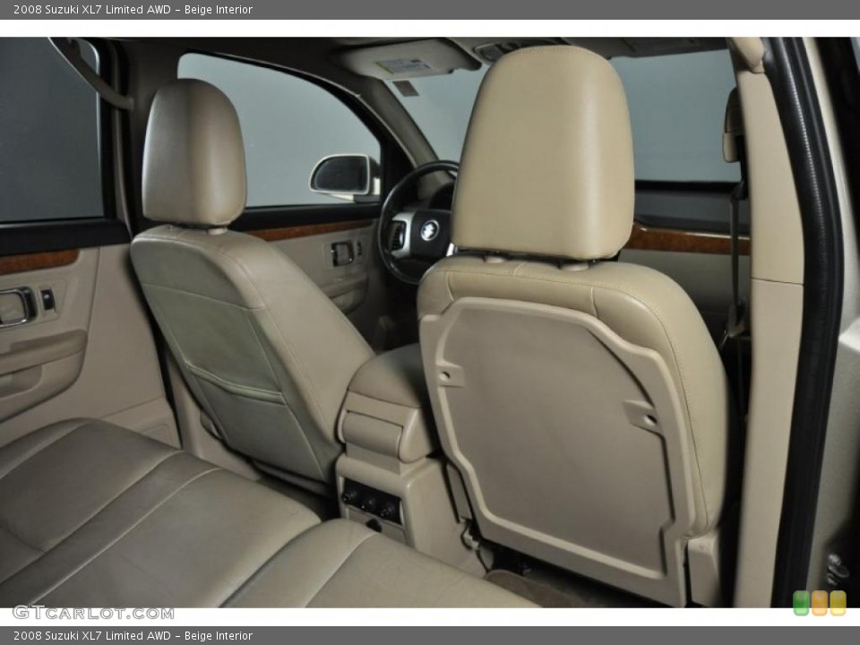 Beige Interior Photo for the 2008 Suzuki XL7 Limited AWD #47955912
