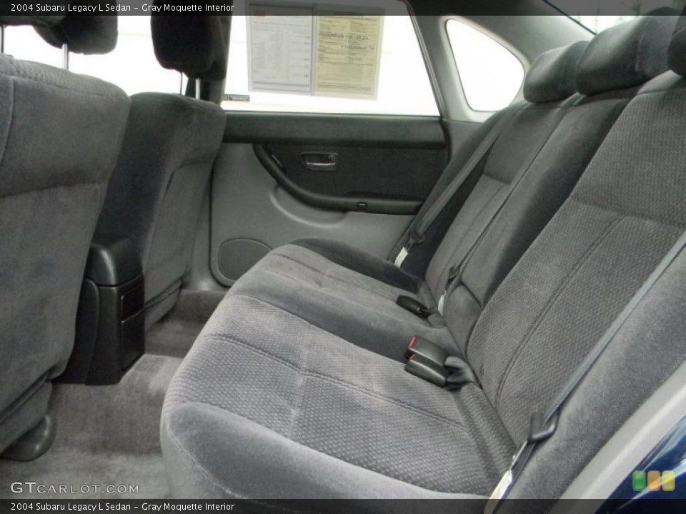 Gray Moquette Interior Photo for the 2004 Subaru Legacy L Sedan #47978066