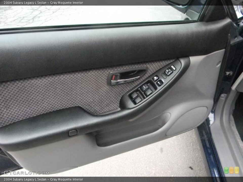 Gray Moquette Interior Door Panel for the 2004 Subaru Legacy L Sedan #47978117