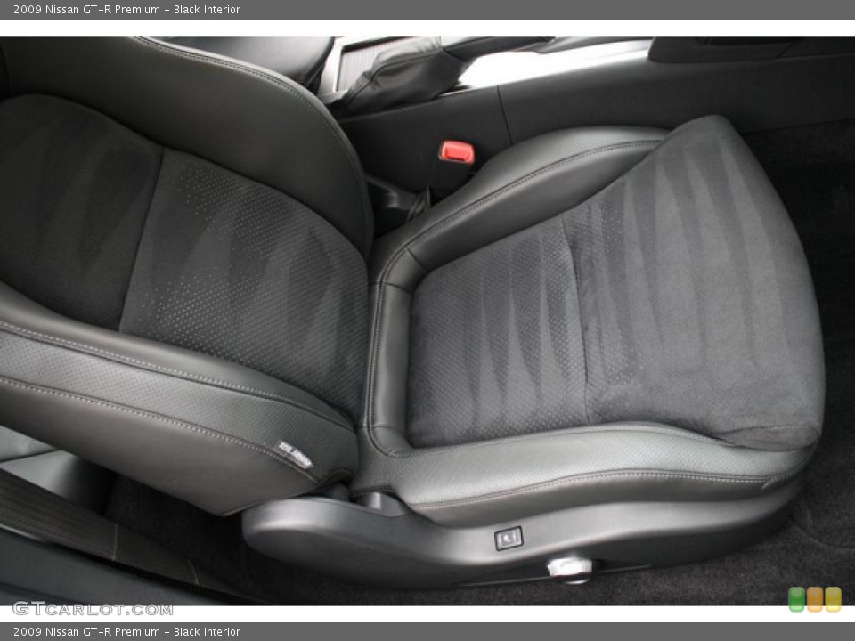 Black Interior Front Seat for the 2009 Nissan GT-R Premium #47984792