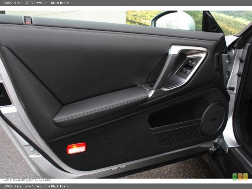 Black Interior Door Panel for the 2009 Nissan GT-R Premium #47984807
