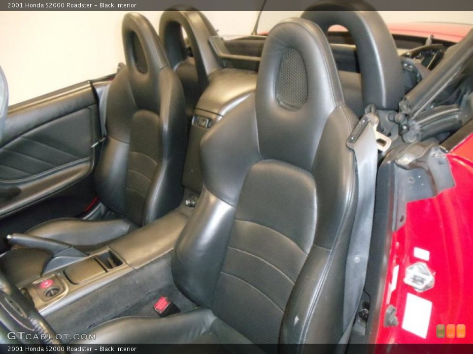 Black Interior Photo for the 2001 Honda S2000 Roadster #47989908