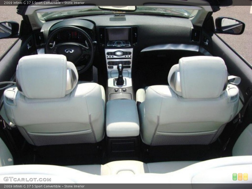 Stone Interior Photo for the 2009 Infiniti G 37 S Sport Convertible #47991471