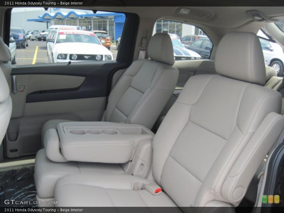 Beige Interior Photo for the 2011 Honda Odyssey Touring #48004536