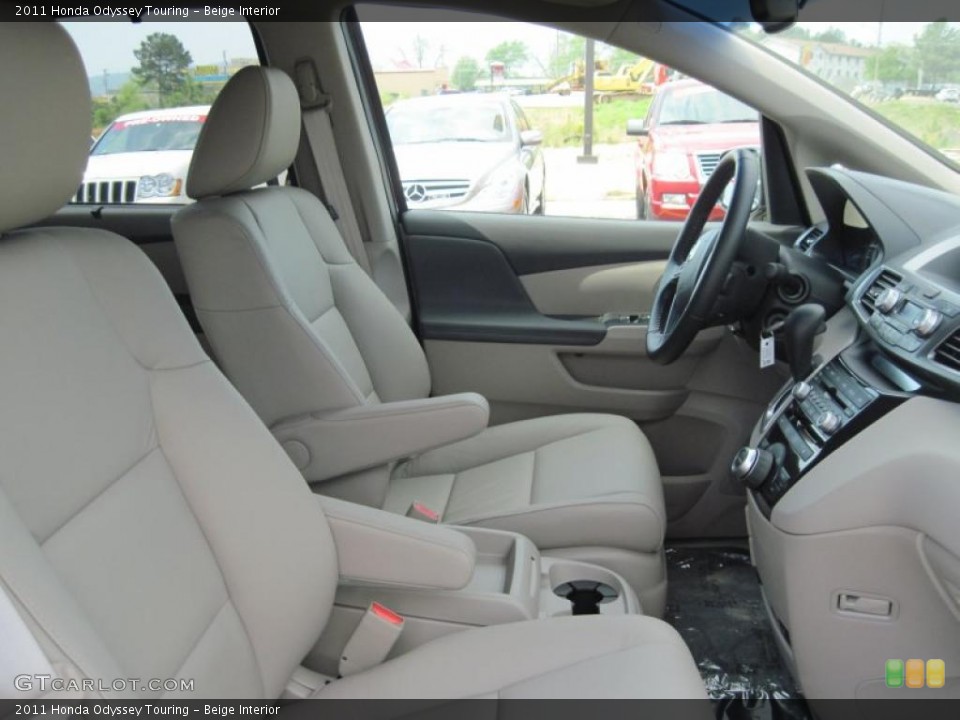 Beige Interior Photo for the 2011 Honda Odyssey Touring #48004635