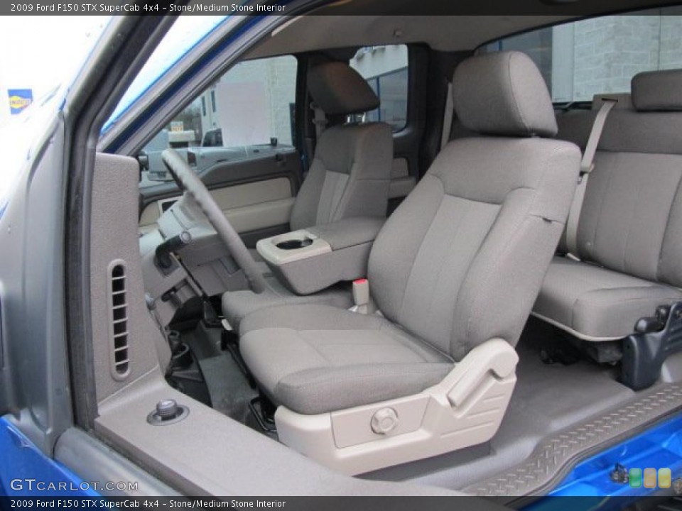 Stone/Medium Stone Interior Photo for the 2009 Ford F150 STX SuperCab 4x4 #48006748