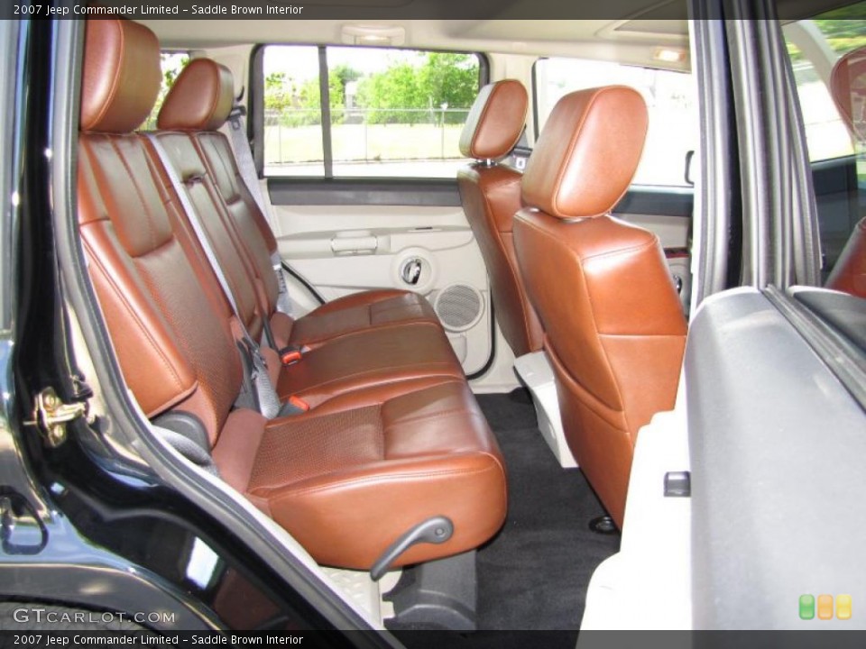 Saddle Brown Interior Photo for the 2007 Jeep Commander Limited #48012316