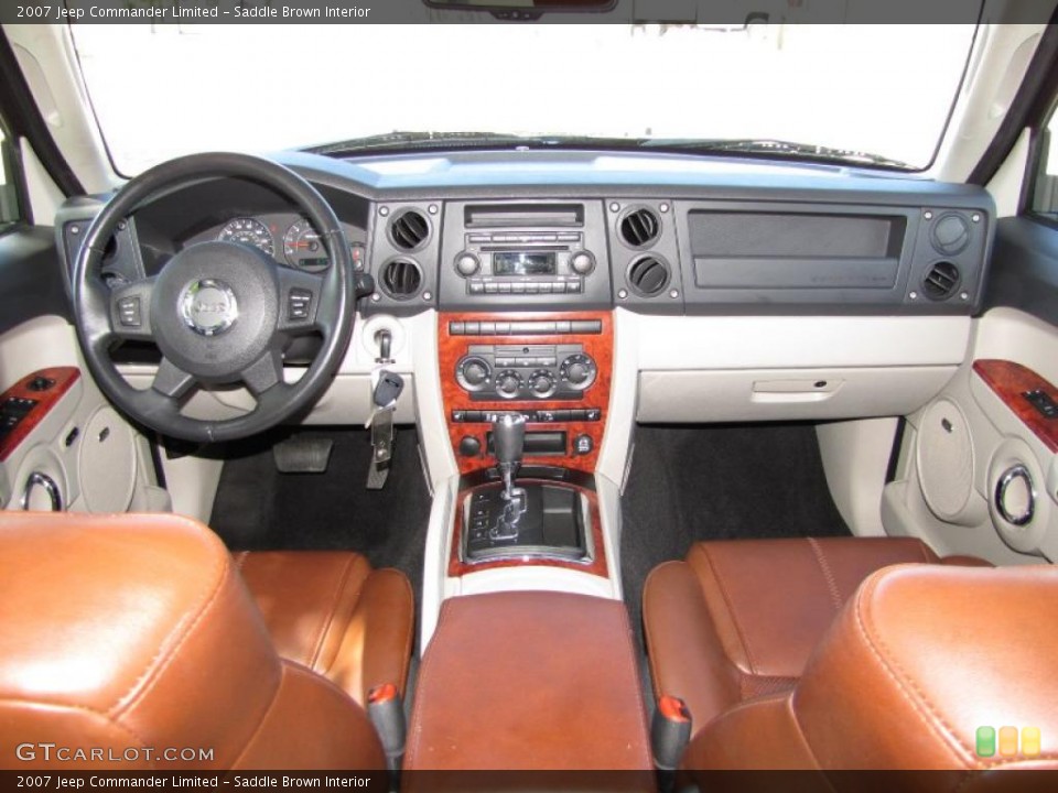 Saddle Brown Interior Dashboard For The 2007 Jeep Commander