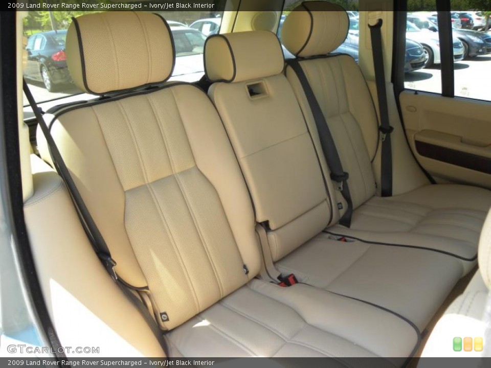 Ivory/Jet Black Interior Photo for the 2009 Land Rover Range Rover Supercharged #48017579