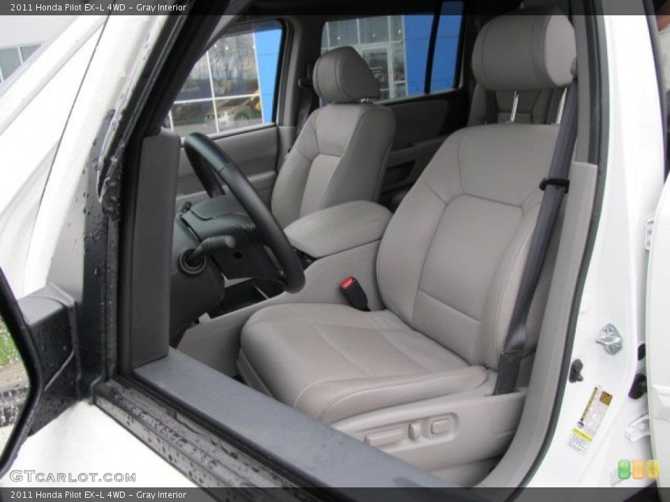 Gray Interior Photo for the 2011 Honda Pilot EX-L 4WD #48021519