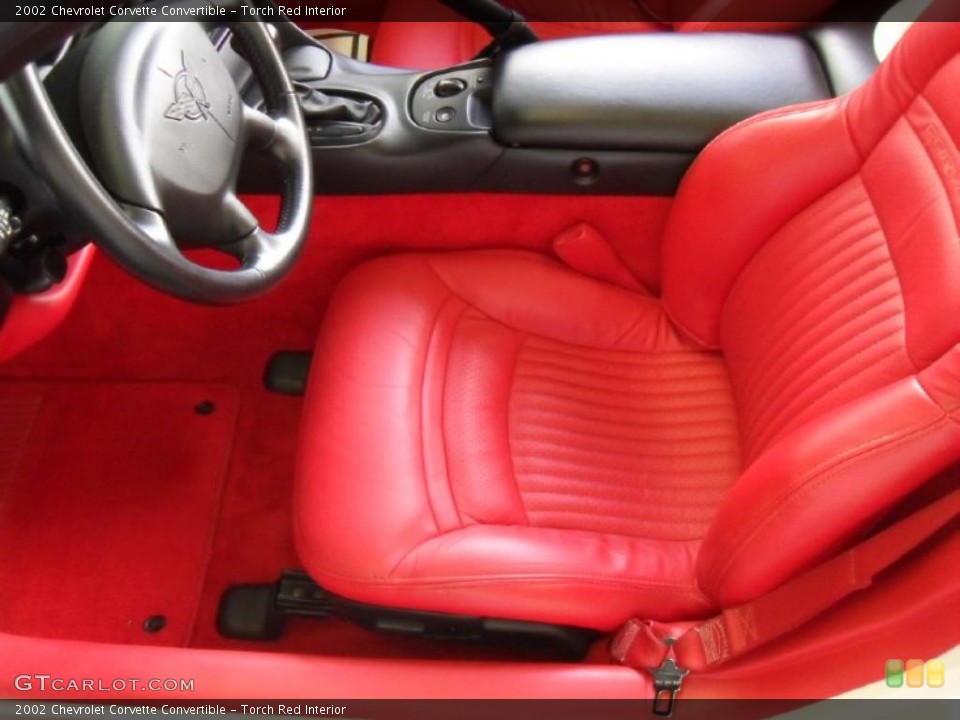 Torch Red Interior Photo for the 2002 Chevrolet Corvette Convertible #48024069