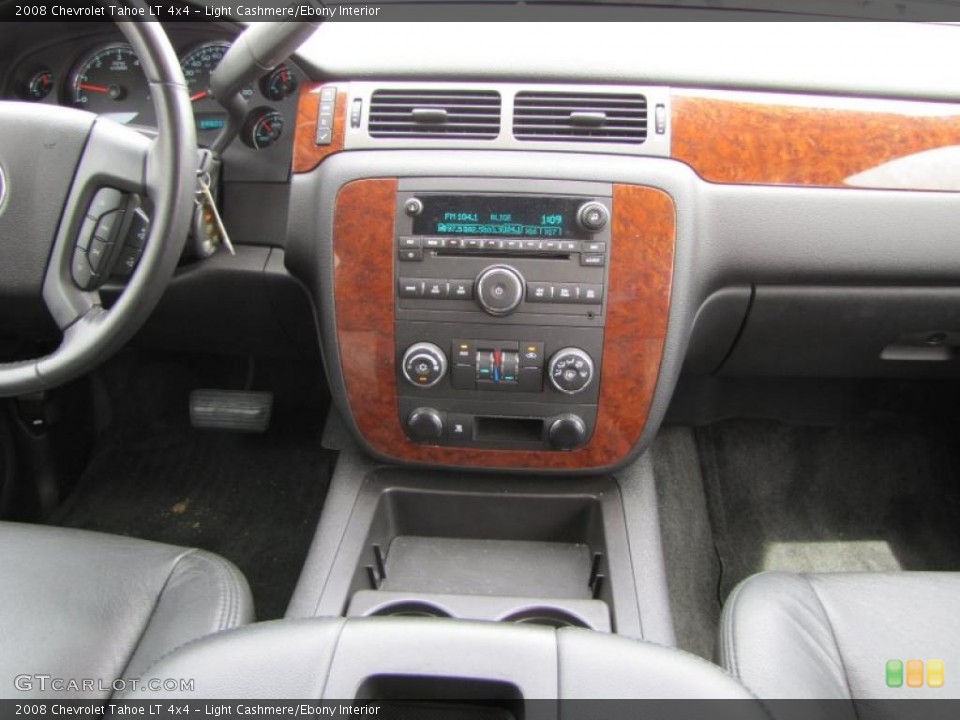 Light Cashmere/Ebony Interior Controls for the 2008 Chevrolet Tahoe LT 4x4 #48030866