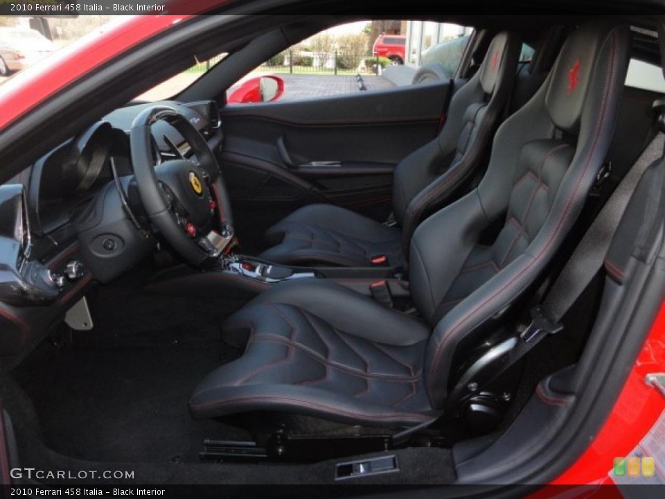 Black Interior Photo for the 2010 Ferrari 458 Italia #48030944