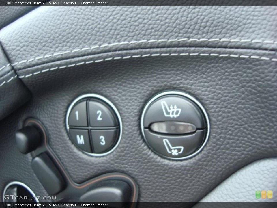 Charcoal Interior Controls for the 2003 Mercedes-Benz SL 55 AMG Roadster #48033635
