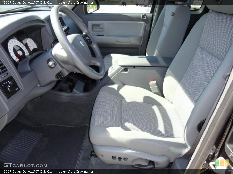 Medium Slate Gray Interior Photo for the 2007 Dodge Dakota SXT Club Cab #48033689