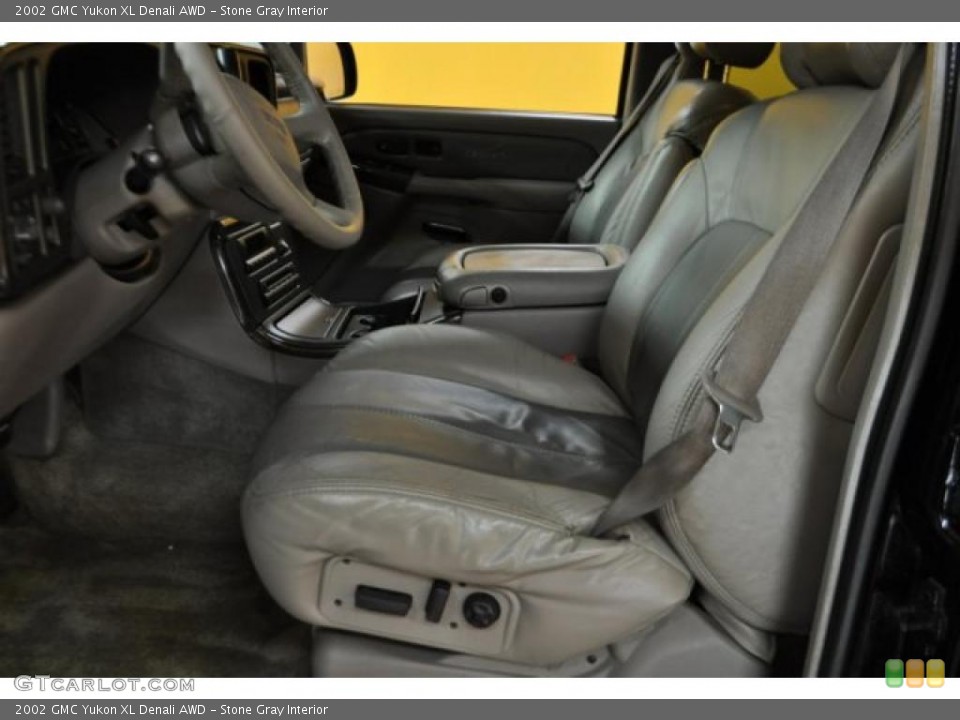 Stone Gray Interior Photo for the 2002 GMC Yukon XL Denali AWD #48037022