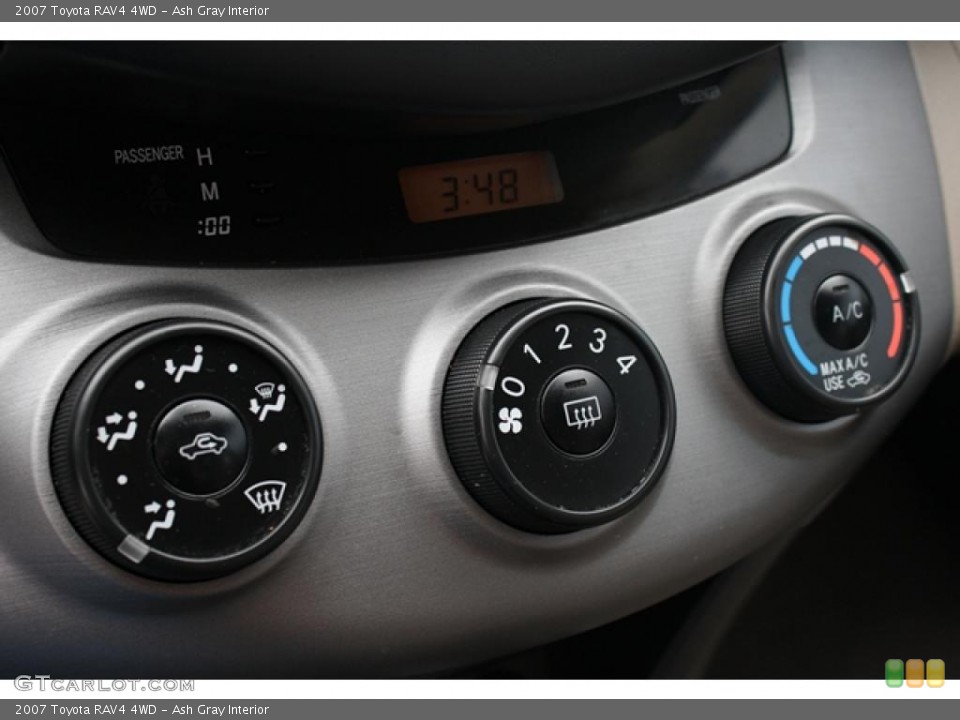 Ash Gray Interior Controls for the 2007 Toyota RAV4 4WD #48048560