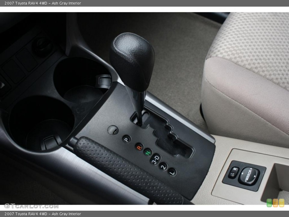 Ash Gray Interior Transmission for the 2007 Toyota RAV4 4WD #48048575