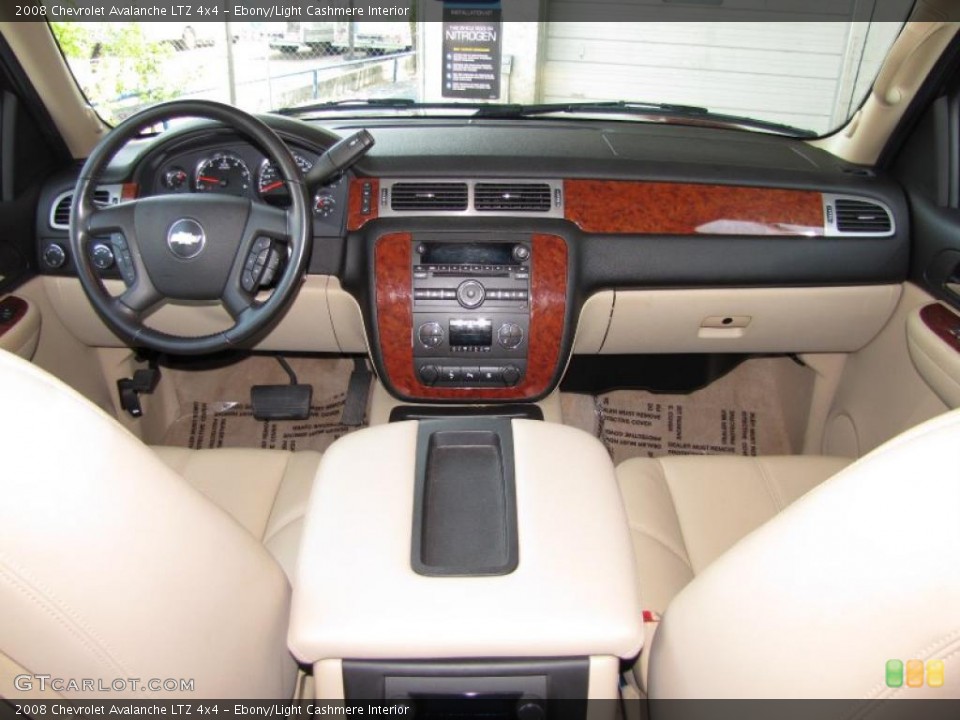 Ebony/Light Cashmere Interior Dashboard for the 2008 Chevrolet Avalanche LTZ 4x4 #48055973
