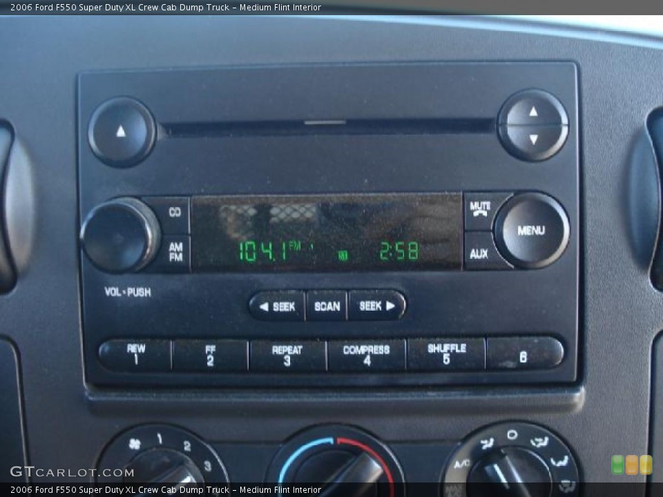 Medium Flint Interior Controls for the 2006 Ford F550 Super Duty XL Crew Cab Dump Truck #48060344