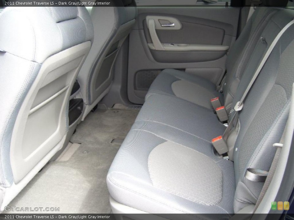 Dark Gray/Light Gray Interior Photo for the 2011 Chevrolet Traverse LS #48061562