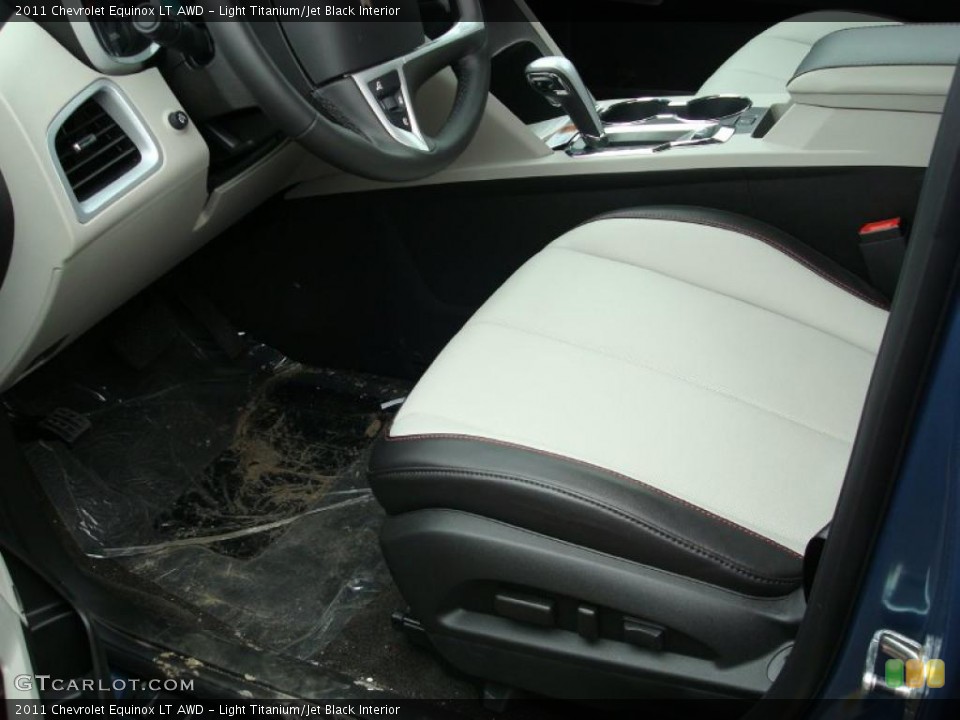 Light Titanium/Jet Black Interior Photo for the 2011 Chevrolet Equinox LT AWD #48065522