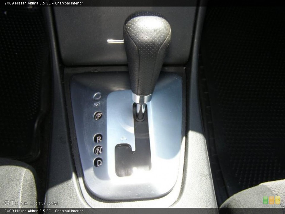 Charcoal Interior Transmission for the 2009 Nissan Altima 3.5 SE #48067040