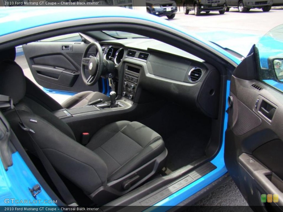 Charcoal Black Interior Photo for the 2010 Ford Mustang GT Coupe #48072038