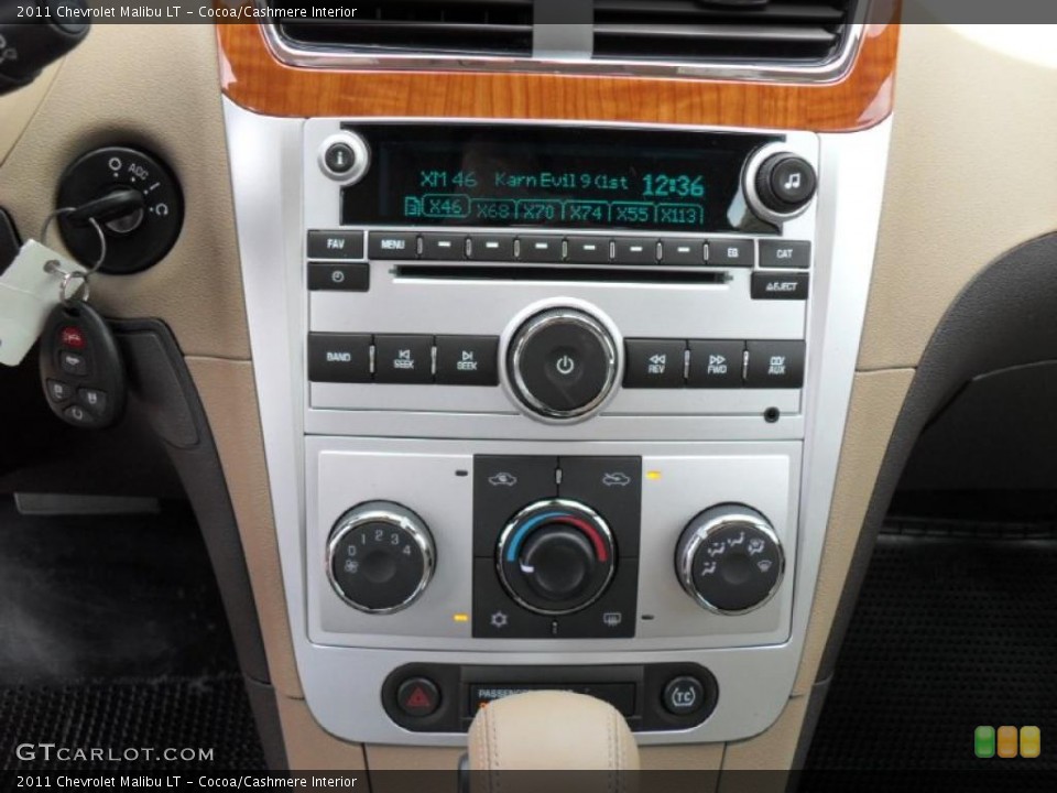 Cocoa/Cashmere Interior Controls for the 2011 Chevrolet Malibu LT #48084543