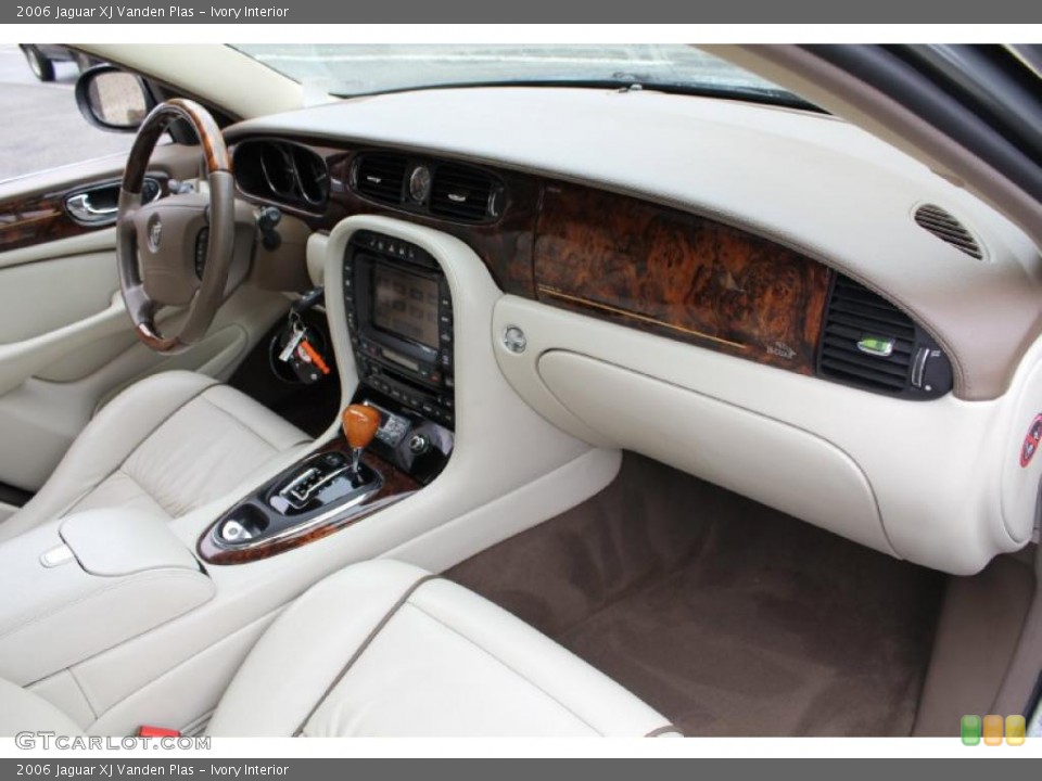 Ivory Interior Dashboard for the 2006 Jaguar XJ Vanden Plas #48087759