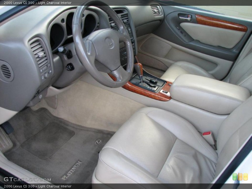 Light Charcoal Interior Photo for the 2000 Lexus GS 300 #48088686