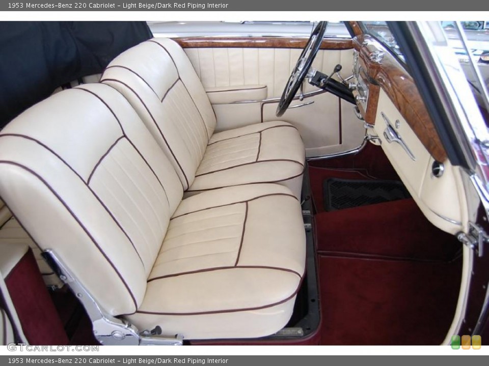 Light Beige/Dark Red Piping Interior Photo for the 1953 Mercedes-Benz 220 Cabriolet #48096454
