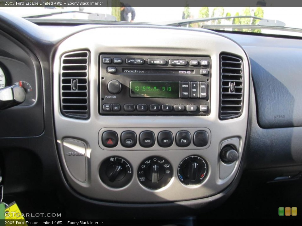 Ebony Black Interior Controls for the 2005 Ford Escape Limited 4WD #48108690