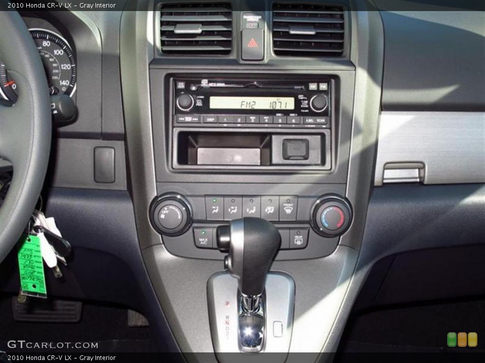 Gray Interior Controls for the 2010 Honda CR-V LX #48124729