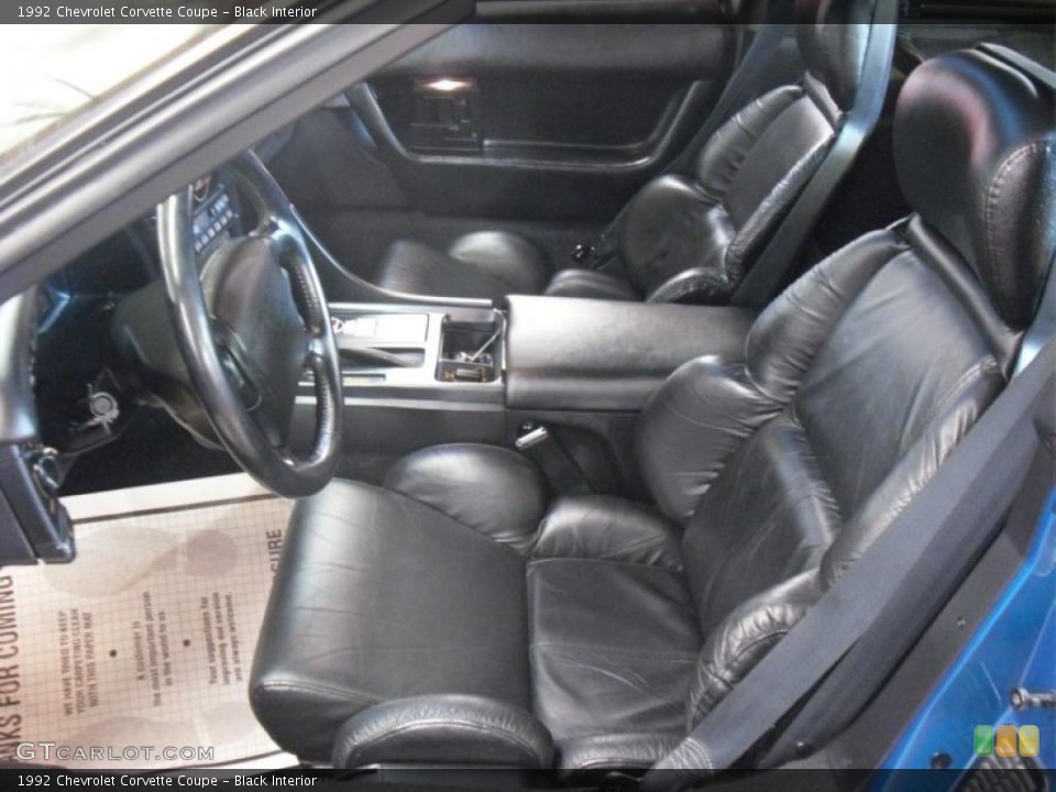 Black Interior Photo for the 1992 Chevrolet Corvette Coupe #48125539