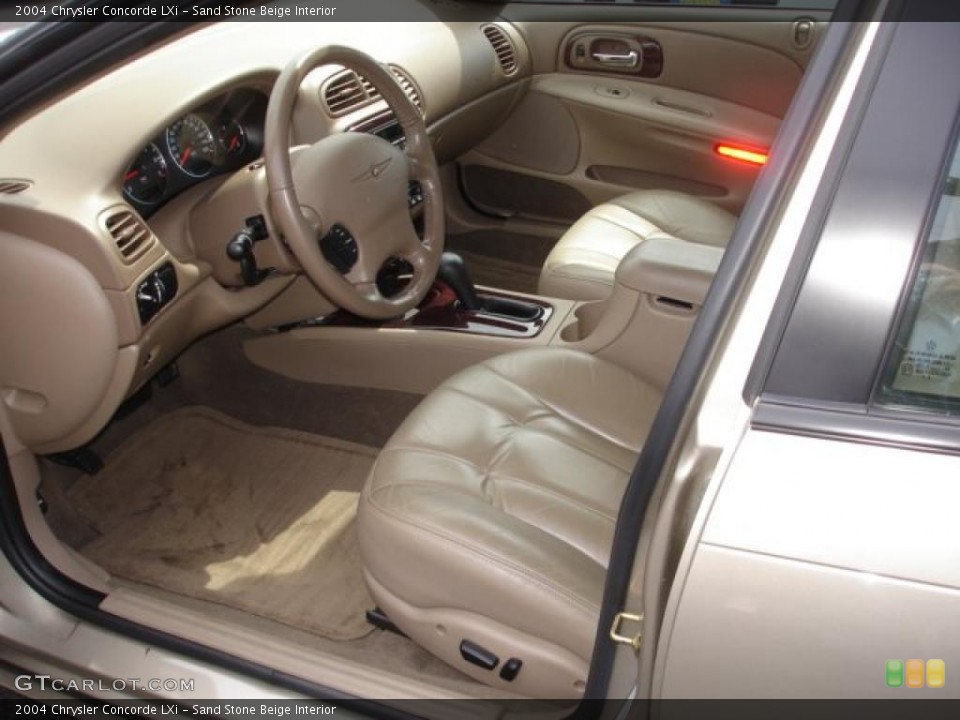Sand Stone Beige Interior Photo for the 2004 Chrysler Concorde LXi #48129931