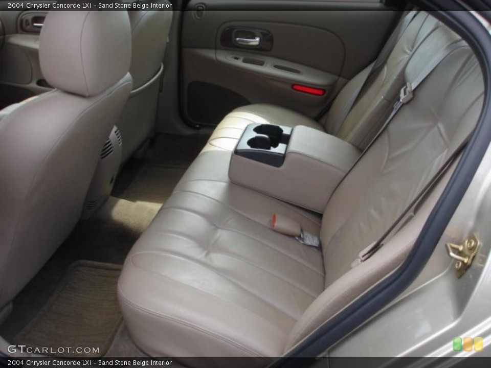 Sand Stone Beige Interior Photo for the 2004 Chrysler Concorde LXi #48130000