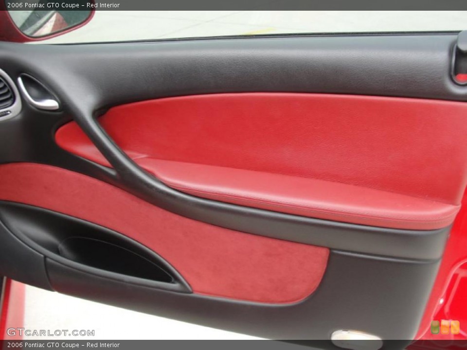 Red Interior Door Panel for the 2006 Pontiac GTO Coupe #48137052