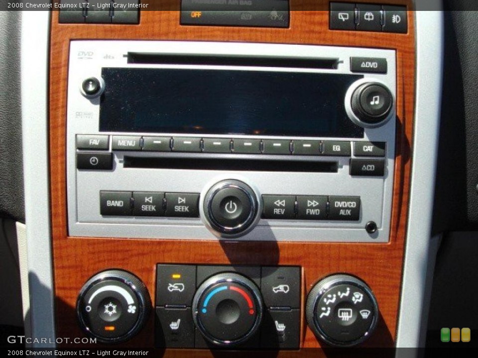 Light Gray Interior Controls for the 2008 Chevrolet Equinox LTZ #48137427