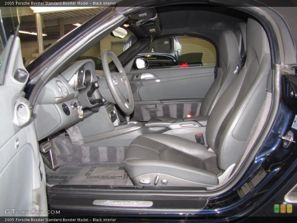 Black Interior Photo for the 2005 Porsche Boxster  #48143133