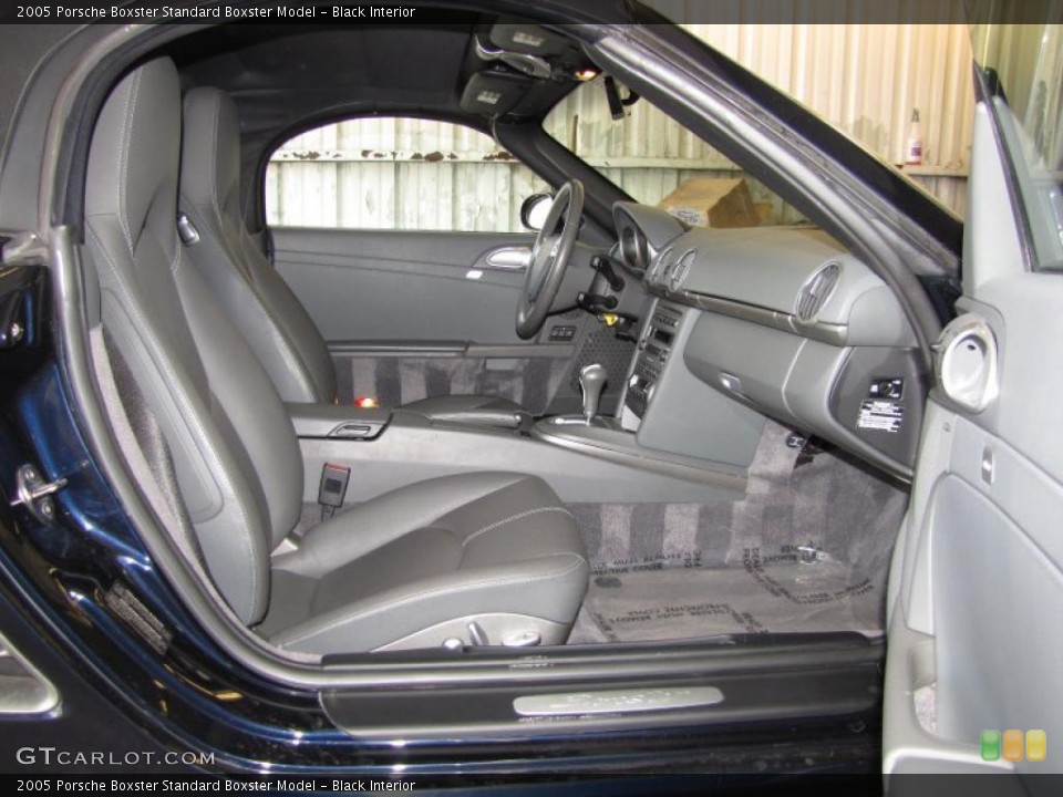 Black Interior Photo for the 2005 Porsche Boxster  #48143151
