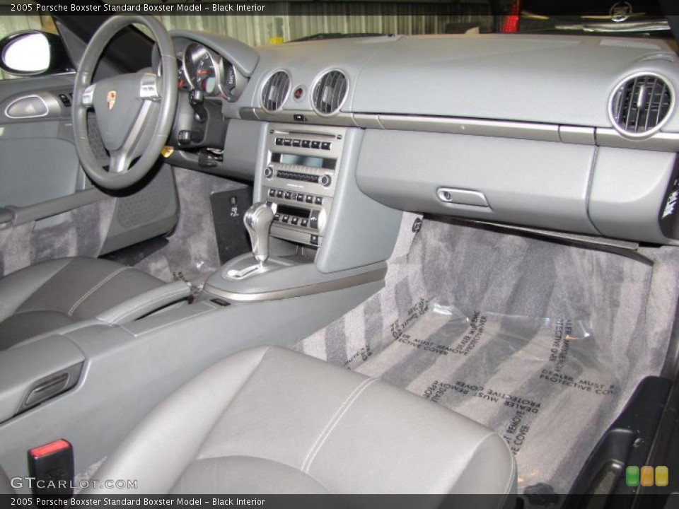 Black Interior Photo for the 2005 Porsche Boxster  #48143200