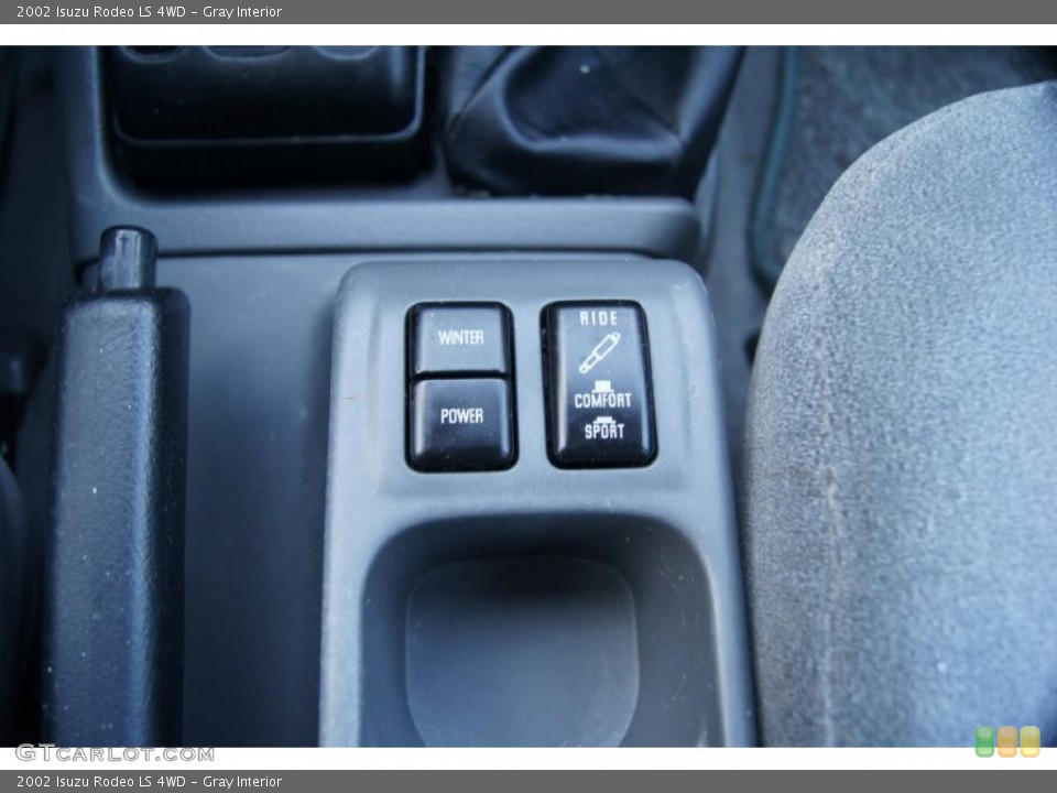 Gray Interior Controls for the 2002 Isuzu Rodeo LS 4WD #48144270