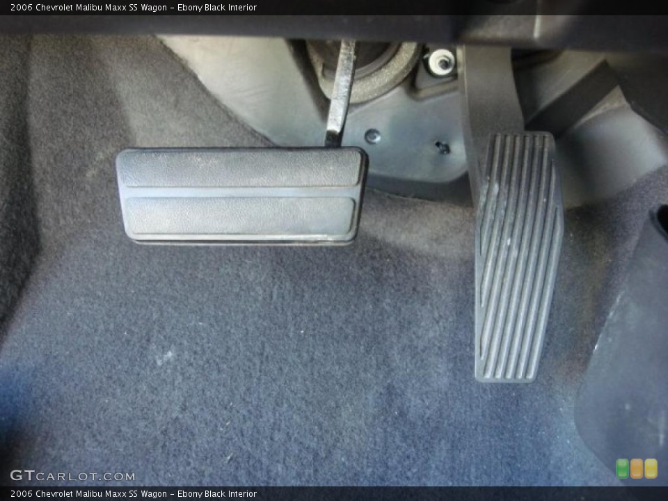 Ebony Black Interior Controls for the 2006 Chevrolet Malibu Maxx SS Wagon #48150713